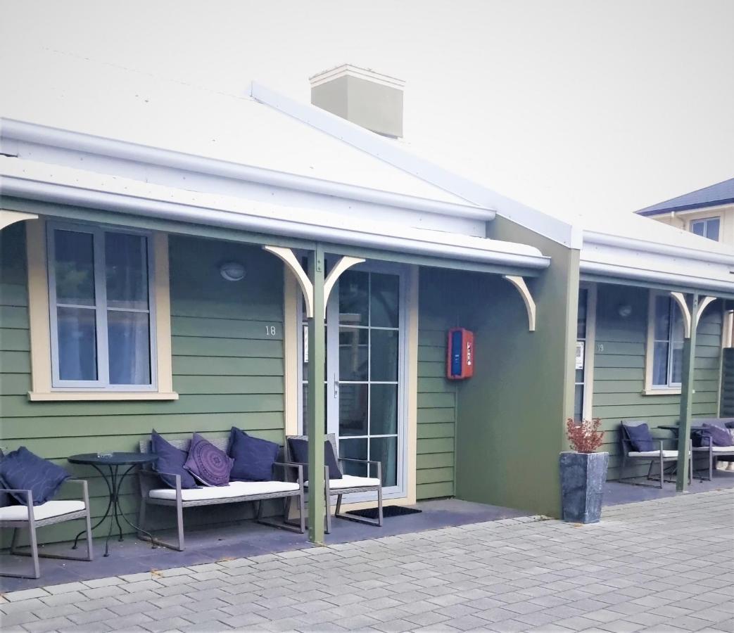 Motel The Mews Oamaru Exterior foto