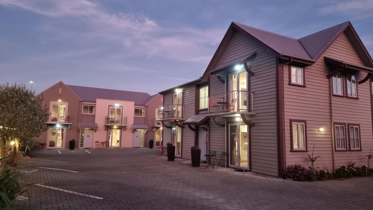 Motel The Mews Oamaru Exterior foto
